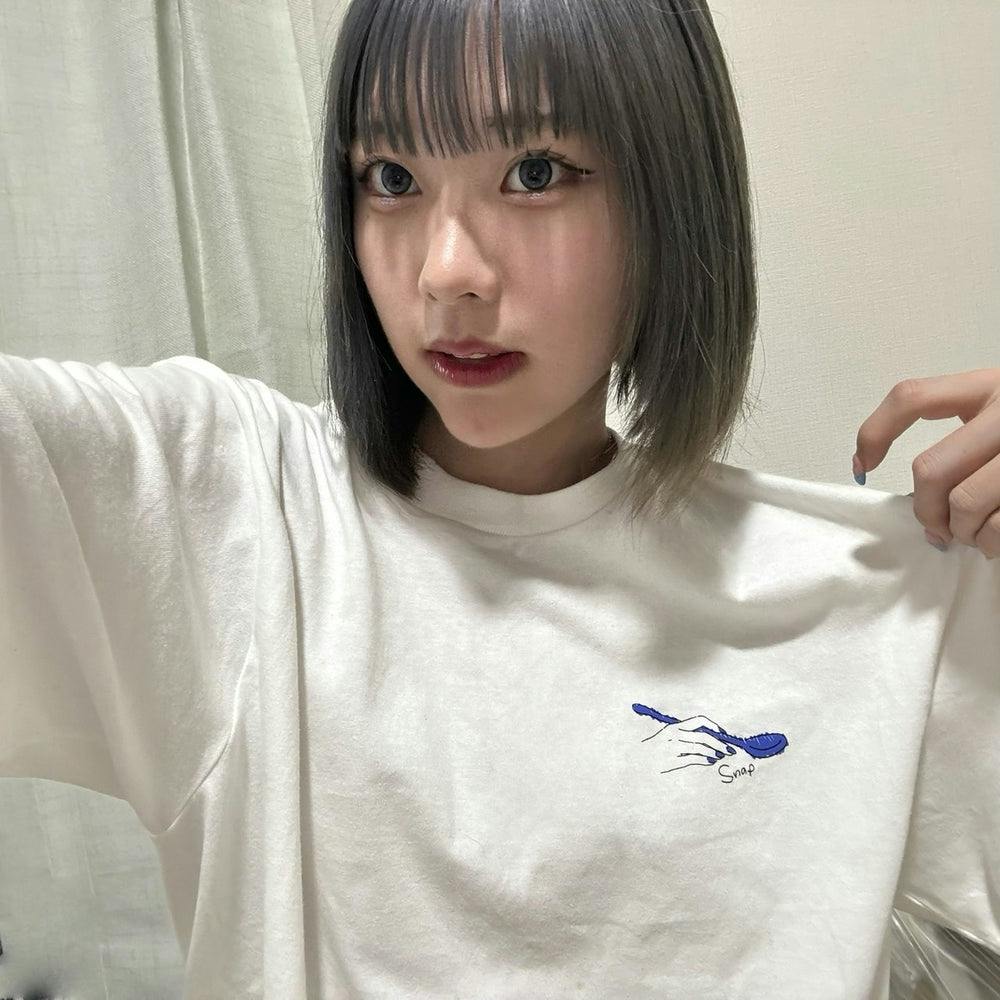 左利きなのに…Tシャツ