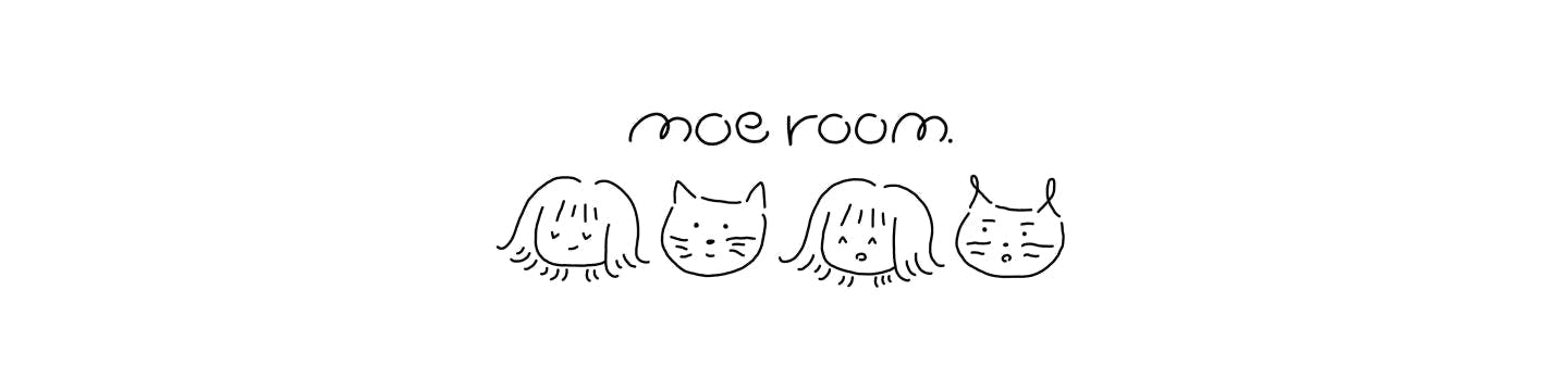 moe room.